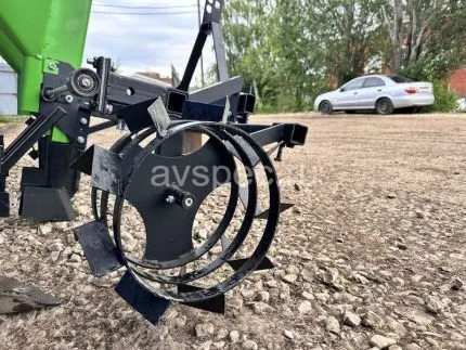 Чеснокосажалка (сеялка чеснока) двухрядная