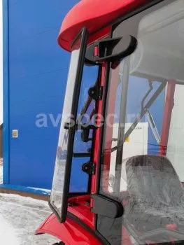 Трактор Dongfeng DF-404C G2 с кабиной